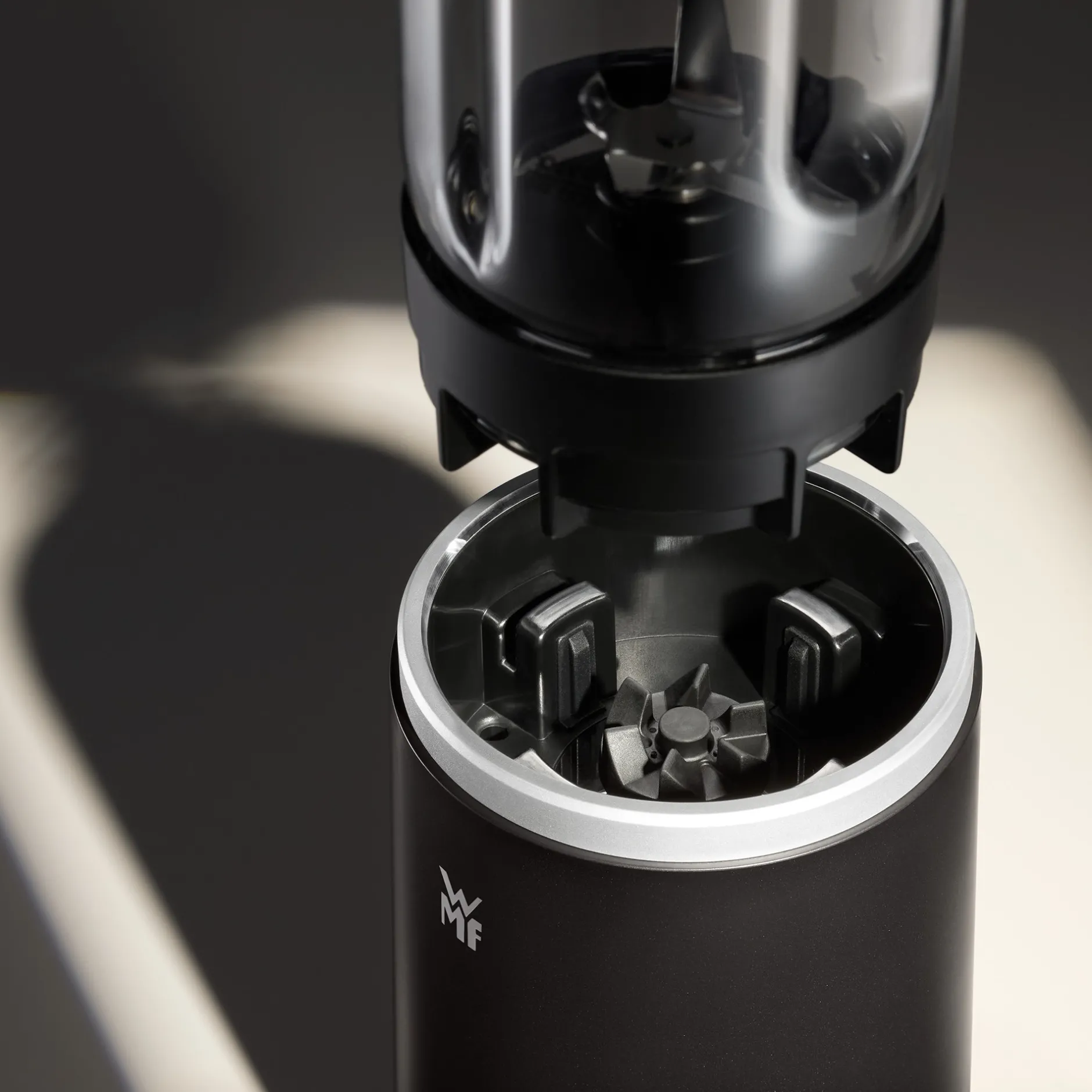 Mix & Go Touch Smoothie Maker, lava|WMF New