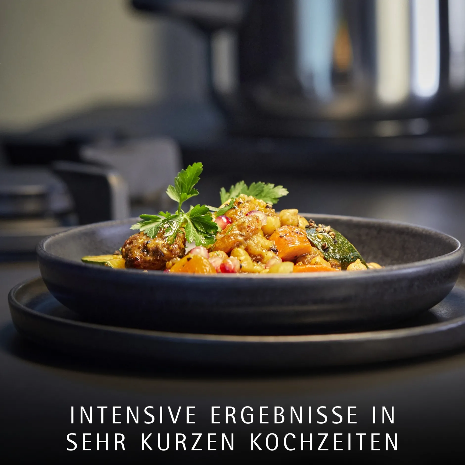 Perfect One Pot Schnellkochtopf-Set, 22 cm, 3 & 4,5 L, stapelbar, mit Dämpfeinsatz|WMF New